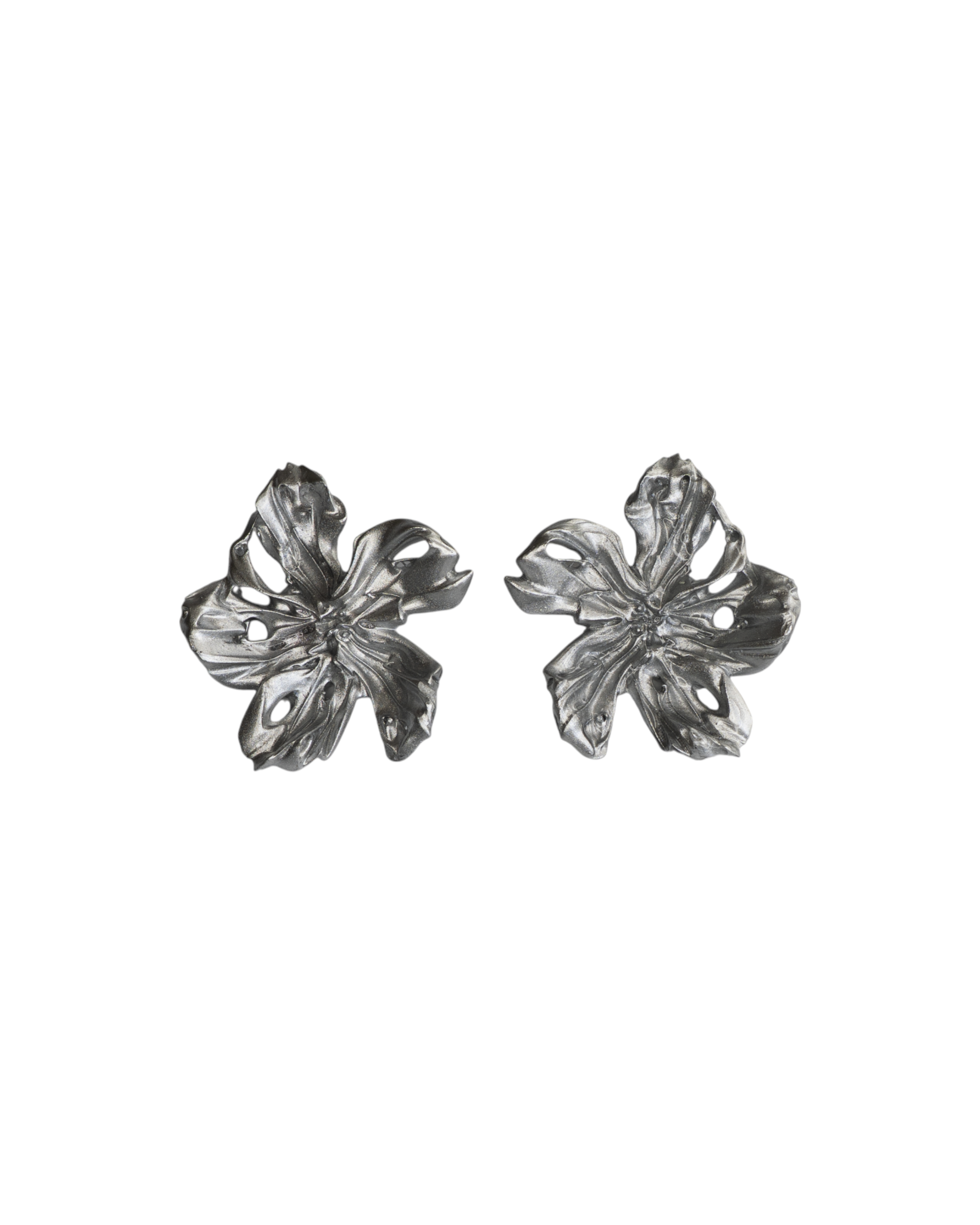 'Medium Silver Flower Earrings'