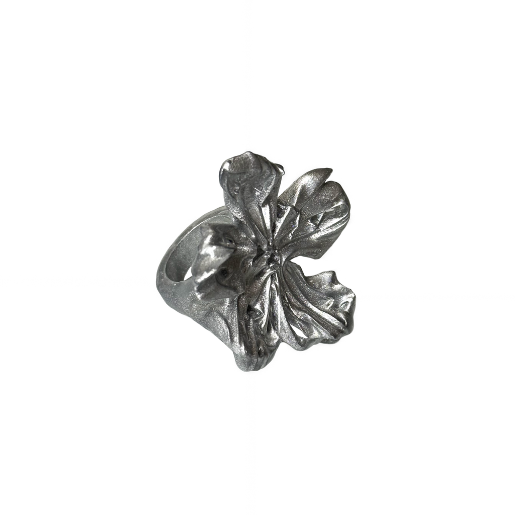 Silver statement floral resin ring