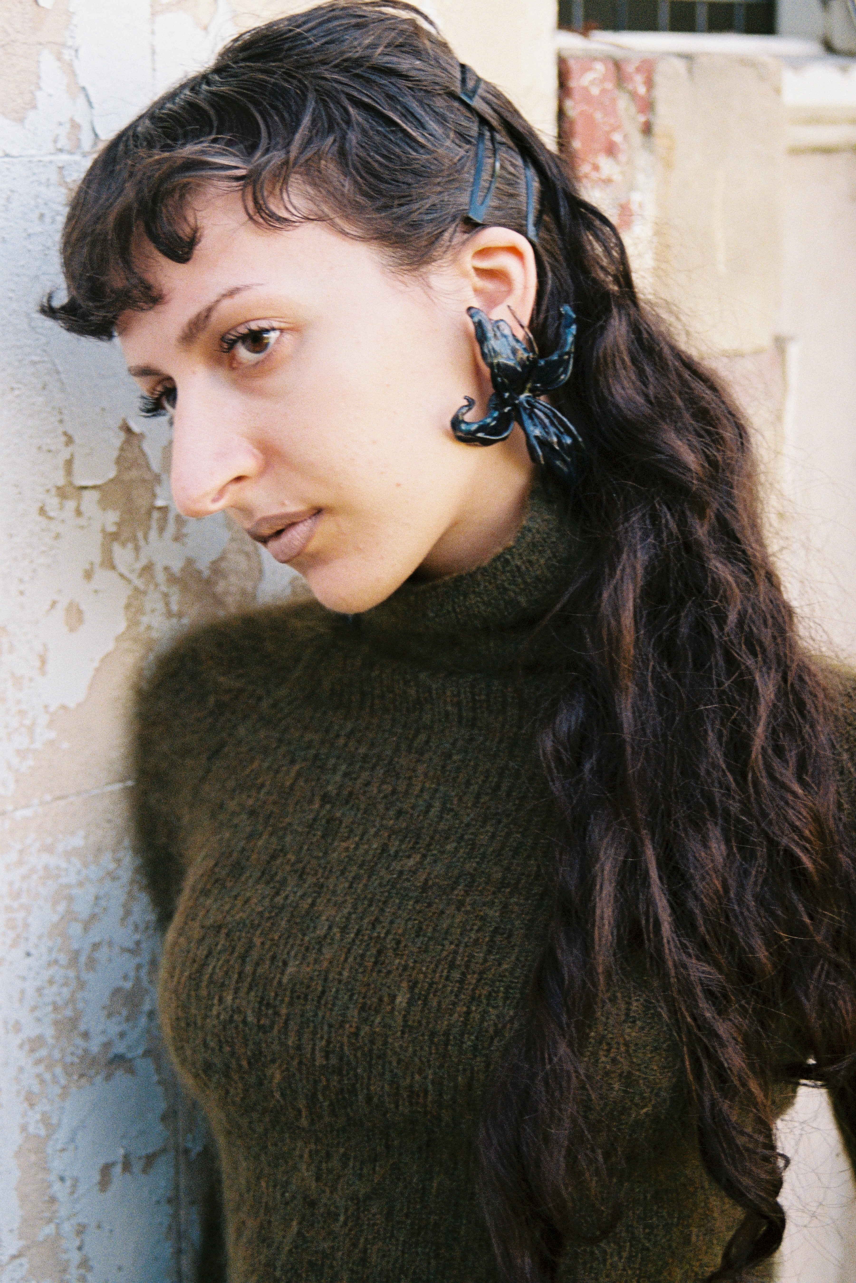 Σταύροσ Λουλούδι (cross flower) earring - smoky black