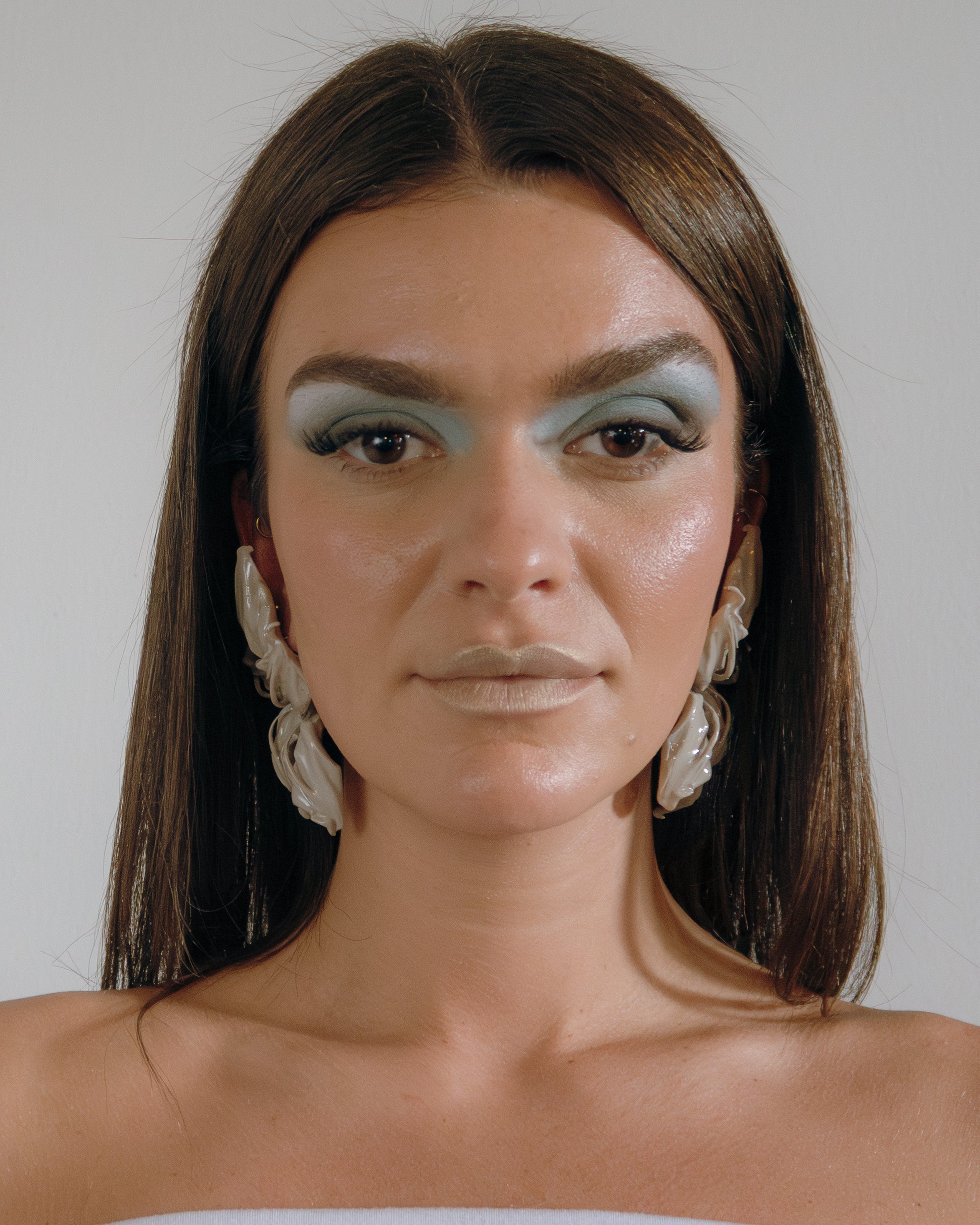 Άνθη (anthi) earring - πέτρα (𝘴𝘵𝘰𝘯𝘦)