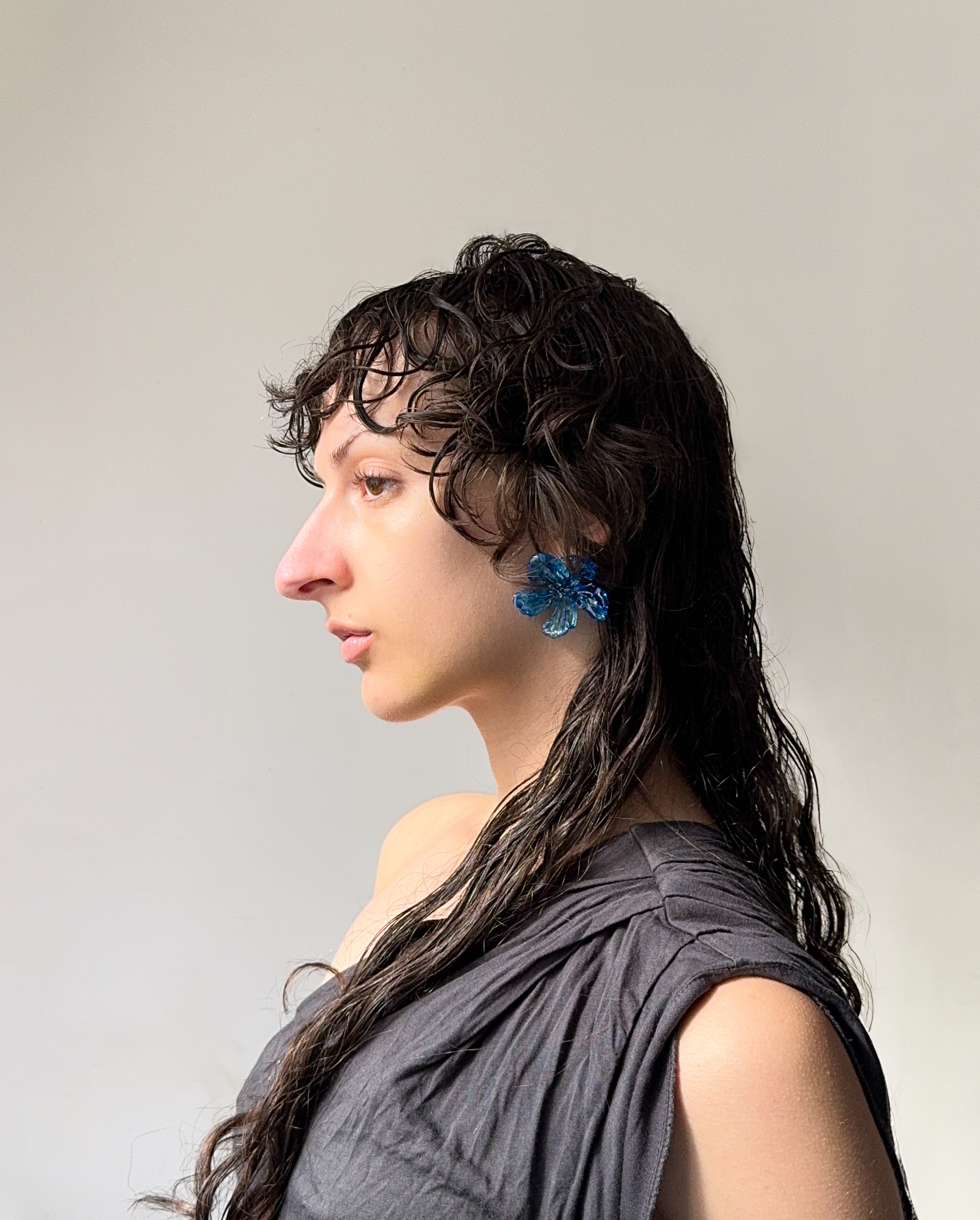 'Medium Navy Blue Flower Earrings'