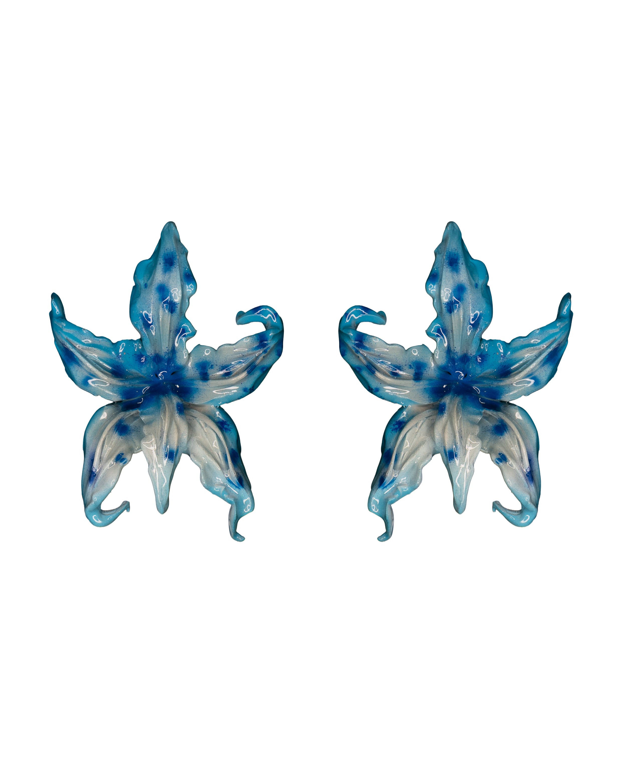 Άνθη (anthi) earring - celeste y blanco