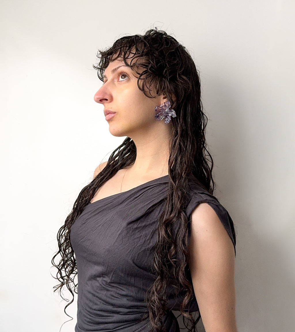 'Medium Deep Lavendar Flower Earrings'